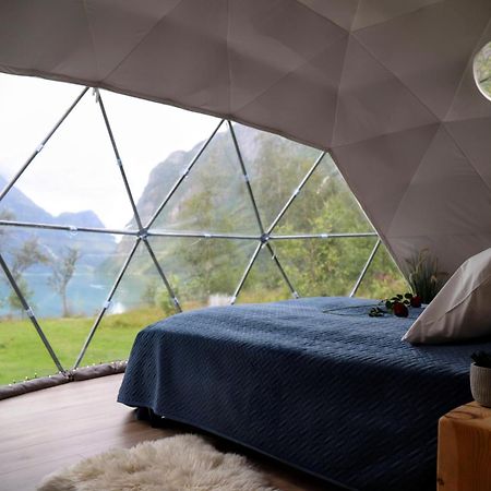 Olden Glamping - One With Nature Stryn Εξωτερικό φωτογραφία